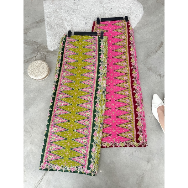 Lashira Batik Lipat